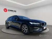 Usata Volvo V60 197 CV (144 kW) 2023 Nero Station wagon
