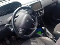 Usata Peugeot 208 68 CV (50 kW) 2013 Nero Utilitaria