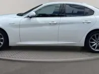 Usata Alfa Romeo Giulia Super 200 CV (147 kW) 2020 Bianco Berlina