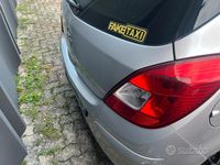 Usata Opel Corsa 85 CV (62 kW) 2010 Grigio Utilitaria