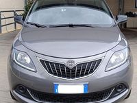 Usata Lancia Ypsilon 69 CV (50 kW) 2024 Gray Utilitaria