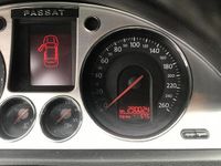 Usata VW Passat 170 CV (125 kW) 2008 Blu Berlina