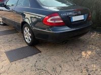 Usado Mercedes CLK240 170 CV (125 kW) 2002 Azul Coupe