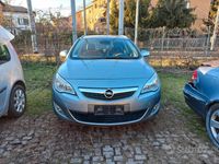 Usata Opel Astra Cosmo 110 CV (80 kW) 2012 Grigio Station wagon