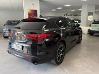Usata Alfa Romeo Stelvio Sprint 190 CV (139 kW) 2021 Nero SUV