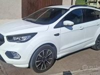 Usata Ford Kuga 180 CV (132 kW) 2017 Bianco SUV