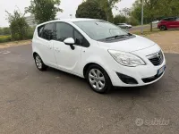 Usata Opel Meriva 95 CV (69 kW) 2012 Bianco Monovolume