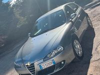 Usata Alfa Romeo 147 120 CV (88 kW) 2006 Grigio Utilitaria