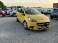 Usado Opel Corsa 90 CV (66 kW) 2016 Amarillo Utilitario