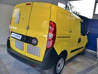 Usata Fiat Doblò 95 CV (69 kW) 2019 Giallo Monovolume
