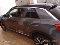 Usata VW T-Roc 150 CV (110 kW) 2018 Grigio SUV