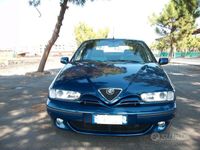 Usata Alfa Romeo 146 103 CV (75 kW) 2000 Blu Utilitaria