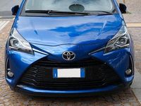 Usata Toyota Yaris Active 69 CV (50 kW) 2018 Blu Utilitaria