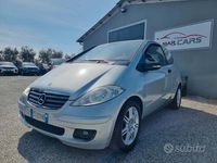 Usata Mercedes A180 Classic 109 CV (80 kW) 2005 Grigio Berlina