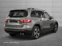 Usata Mercedes GLB200 150 CV (110 kW) 2023 Grigio medio metallizzato SUV