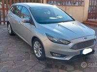 Usata Ford Focus 120 CV (88 kW) 2015 Grigio Station wagon