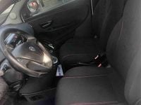 Usata Lancia Ypsilon 69 CV (50 kW) 2013 Bianco Utilitaria