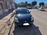 Usata Ford Fiesta Ambiente 75 CV (55 kW) 2004 Utilitaria