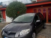 Usata Toyota Auris 90 CV (66 kW) 2007 Grigio Utilitaria