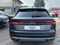 Usata Audi Q8 Comfort 285 CV (209 kW) 2018 Grigio SUV