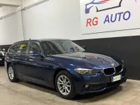 Usata BMW 318 150 CV (110 kW) 2016 Blu Station wagon