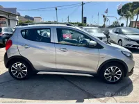 Usata Opel Karl Rocks 75 CV (55 kW) 2019 Grigio Utilitaria