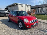 Usata Mini Cooper D 2010 Rosso Utilitaria