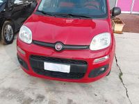Usata Fiat Panda Lounge 86 CV (63 kW) 2015 Rosso Utilitaria