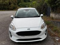 Usata Ford Fiesta 85 CV (62 kW) 2018 Bianco Utilitaria