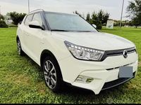 Usata Ssangyong (KGM) Tivoli 115 CV (84 kW) 2016 Bianco SUV