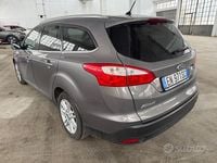 Usata Ford Focus Titanium 115 CV (84 kW) 2012 Grigio Station wagon