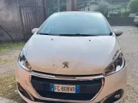 Usata Peugeot 208 82 CV (60 kW) 2017 Bianco Utilitaria