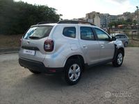 Usata Dacia Duster Comfort 108 CV (79 kW) 2018 Grigio SUV