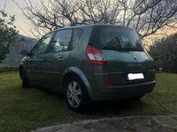 Usata Renault Scénic II 120 CV (88 kW) 2005 Verde Monovolume