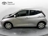 Usata Toyota Aygo X-play 69 CV (50 kW) 2017 Grigio Utilitaria