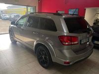Usata Fiat Freemont Lounge 170 CV (125 kW) 2015 Grigio SUV