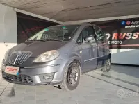 Usata Lancia Musa 120 CV (88 kW) 2008 Grigio Monovolume