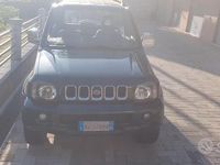 Usata Suzuki Jimny 80 CV (58 kW) 2002 Verde SUV