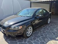 Usata Volvo C70 136 CV (100 kW) 2009 Nero Cabrio