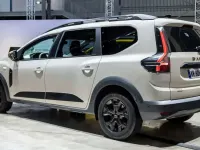 Nuova Dacia Jogger Extreme 110 CV (80 kW) 2026 Argento Monovolume