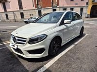 Usata Mercedes B200 AMG 135 CV (99 kW) 2017 Bianco Monovolume