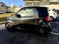 Usata Smart ForTwo Coupé Passion 90 CV (66 kW) 2019 Nero Utilitaria