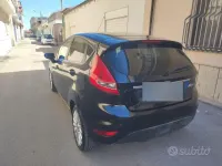 Usata Ford Fiesta Titanium 97 CV (71 kW) 2010 Nero Berlina