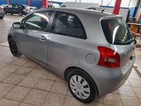 Usata Toyota Yaris 87 CV (63 kW) 2008 Grigio Utilitaria