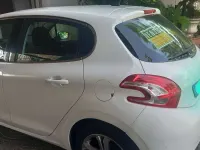 Usata Peugeot 208 Active 68 CV (50 kW) 2014 Utilitaria