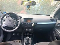 Usata Opel Astra 101 CV (74 kW) 2009 Blu Berlina