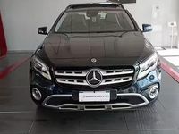 Usata Mercedes GLA200 135 CV (99 kW) 2018 Blu SUV