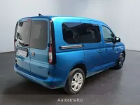 Usata VW Caddy 122 CV (89 kW) 2021 Blu/azzurro Monovolume