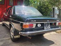 Usata Audi 100 Comfort 101 CV (74 kW) 1970 Verde Berlina