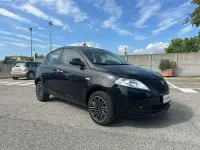 Usata Lancia Ypsilon Silver 69 CV (50 kW) 2024 Nero volcano Utilitaria